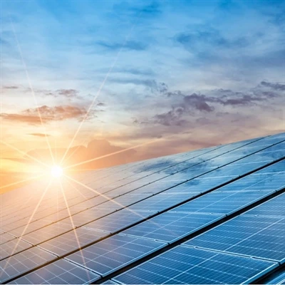 Cea mai înaltă centrală fotovoltaică din lume începe construcția