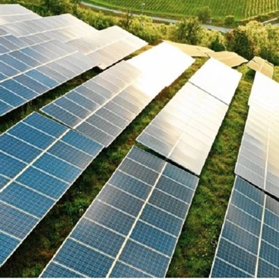 Proiectele de stocare la scară largă care utilizează energie curată, cum ar f...