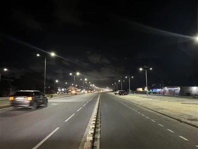 Iluminarea Calea: Lămpile Solar Solar Edobo luminează un nou capitol pentru B...