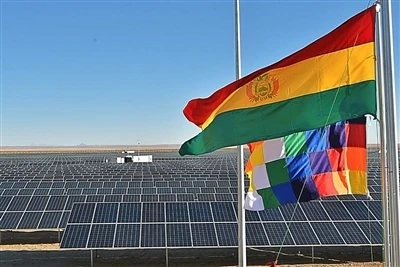 Ministrul adjunct al energiei boliviene laudă progresul regenerabil al Chinei...
